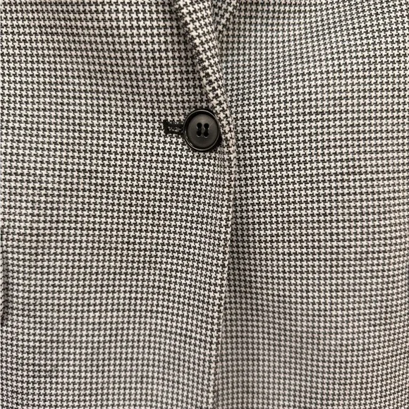 Theory Shrunken Women’s Blazer in Houndstooth - Picture 8 of 14